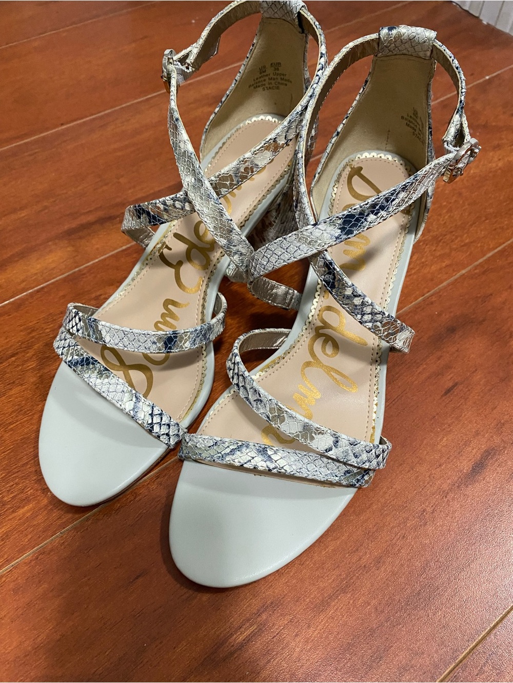Sam Edelman White Snake-Print Strappy Sandals size 8